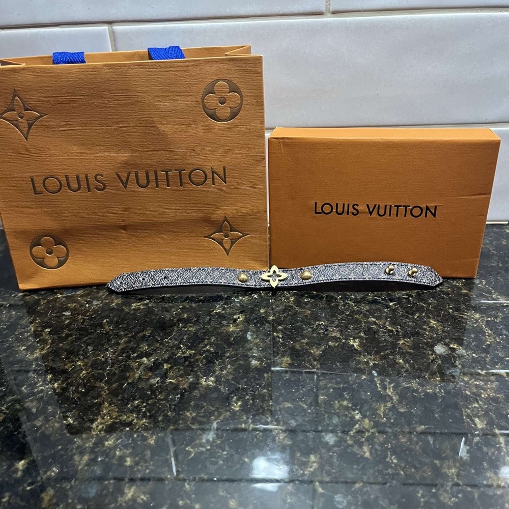 Louis Vuitton Men’s Bracelet